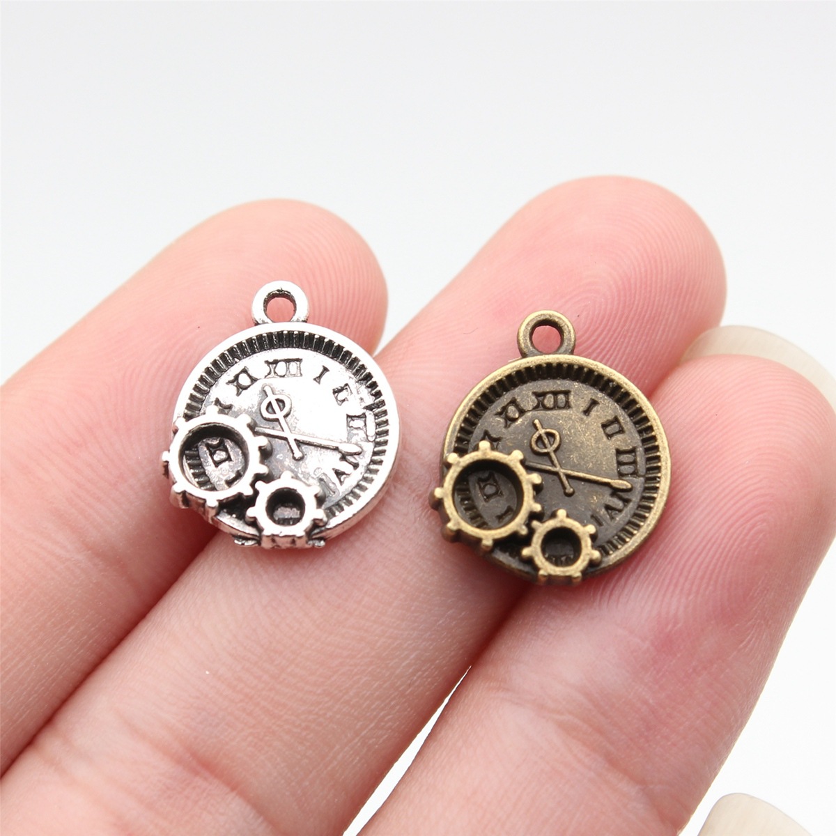 Vintage Collectibles For Sale - WYSIWYG 10 stks 16x14mm 2 Kleuren