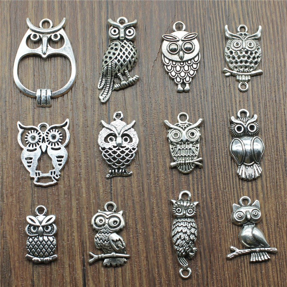 Vintage Collectibles For Sale - 10st Charms Uil Antiek Zilver Kleur