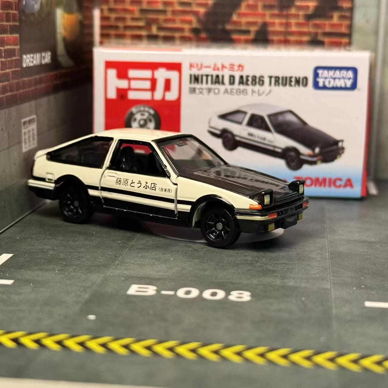 Droom Tomica NR. 145 Initial D - Vintage Collectible Toy Cars recensie en prijs